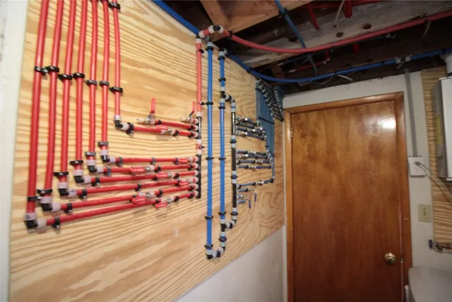 $279,000 | 215 Jamaica Boulevard, Endicott, NY 13760