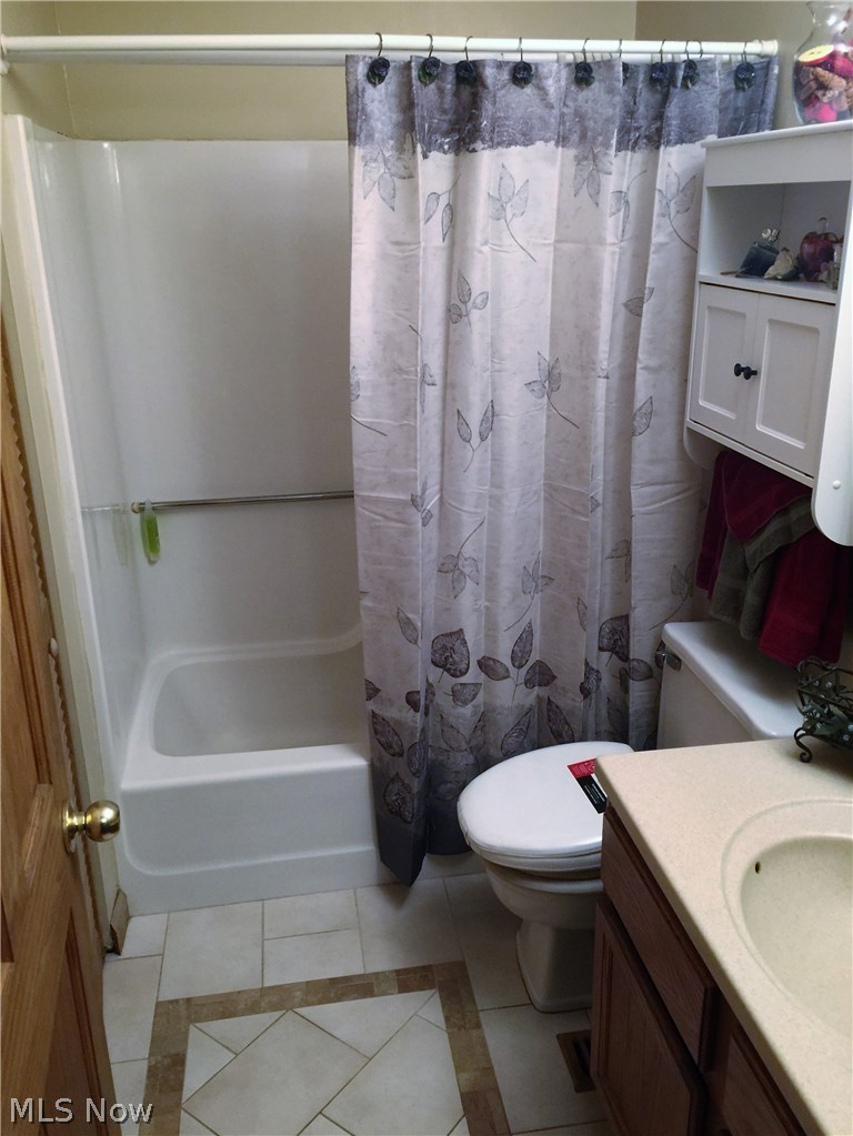 1742 Falkirk Road Madison, OH 44057 - Photo 9 of 12