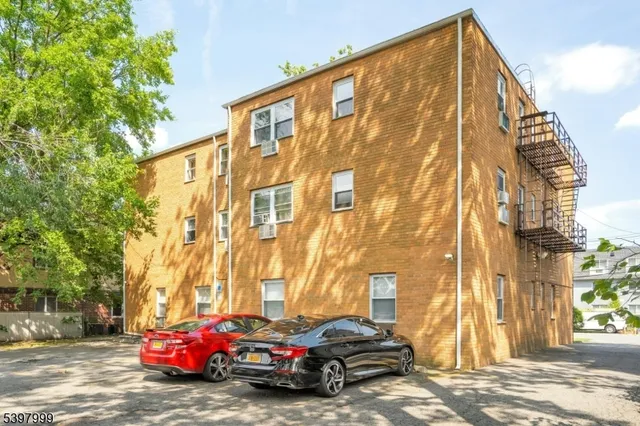 a car parked in front of a building
