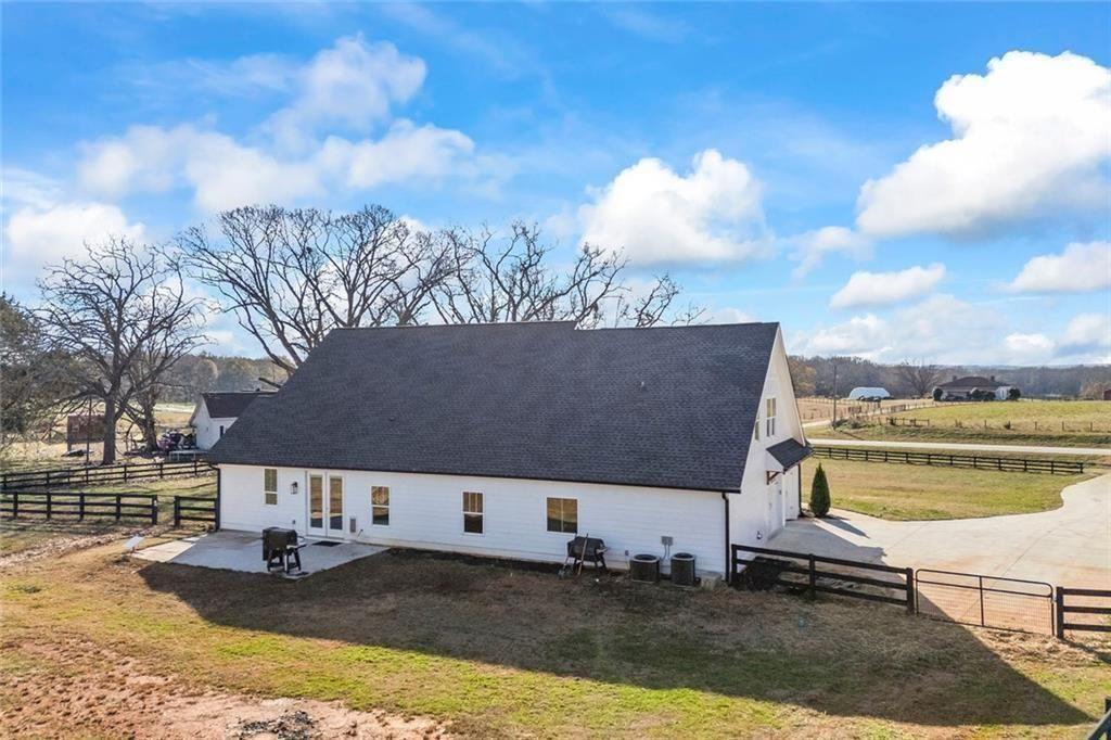7588 Highway 98 Commerce, GA 30530 - Photo 45 of 50 a view of a house with a yard