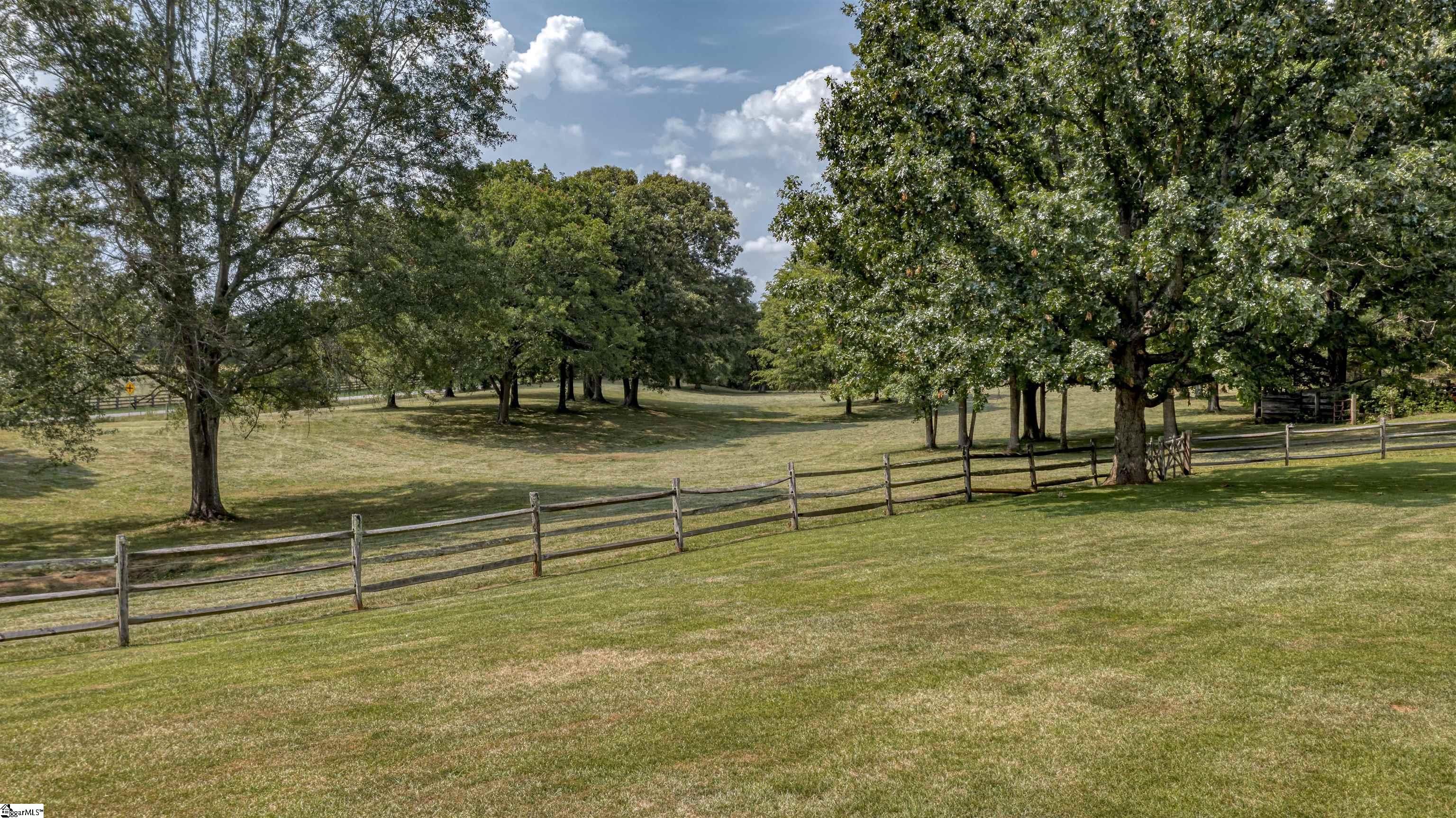 575 Troy Murdock Road Belton, SC 29627 - Photo 4 of 35
