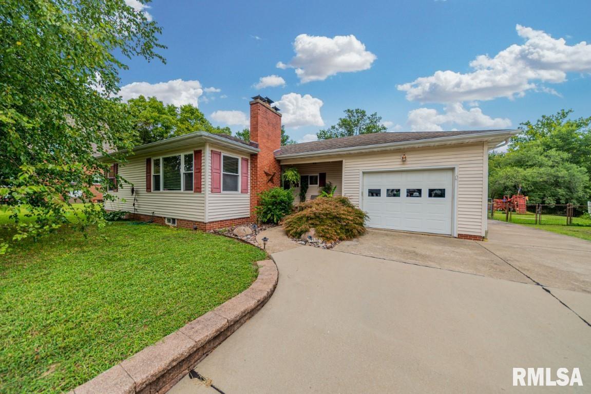 1712 Salem Road Mount Vernon, IL 62864 - Photo 2 of 32 Gallery Image 2