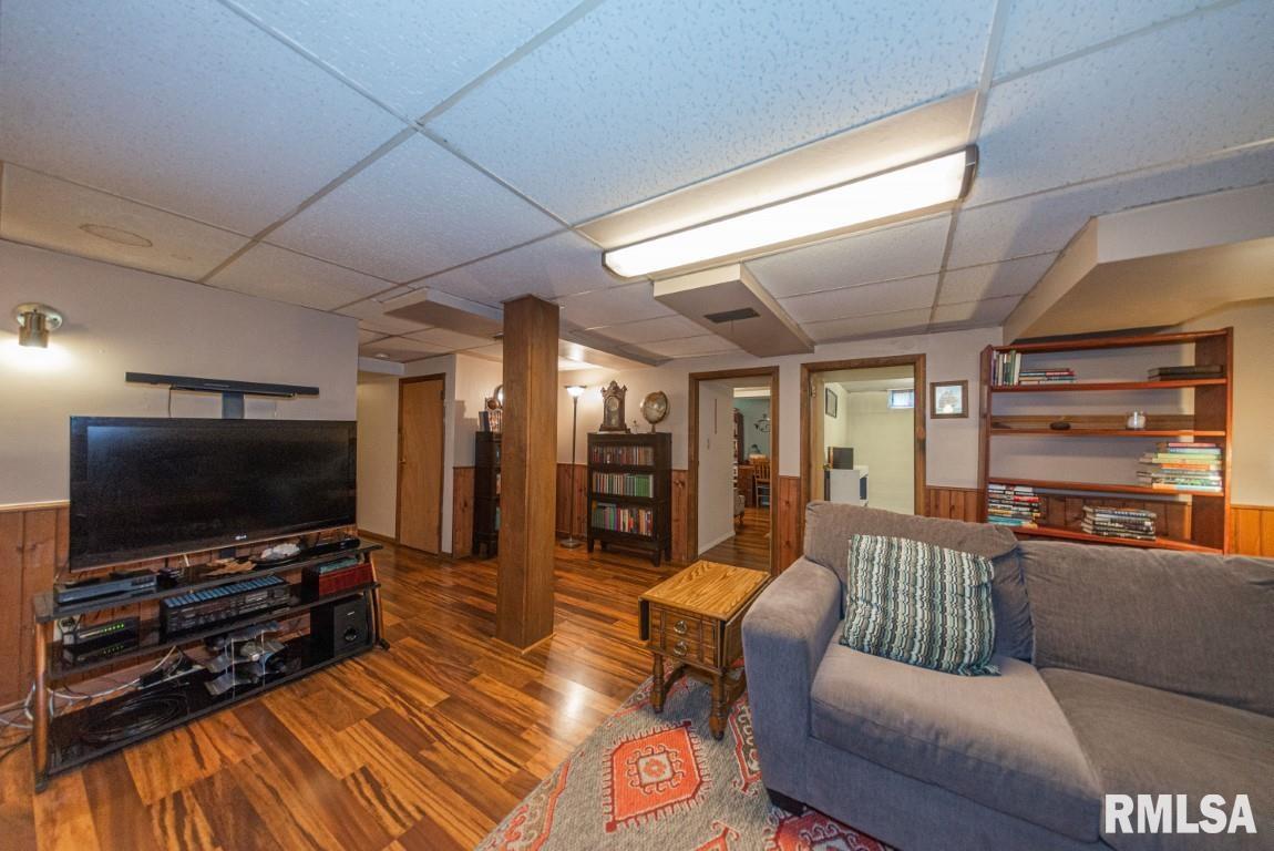 1712 Salem Road Mount Vernon, IL 62864 - Photo 21 of 32 Gallery Image 21