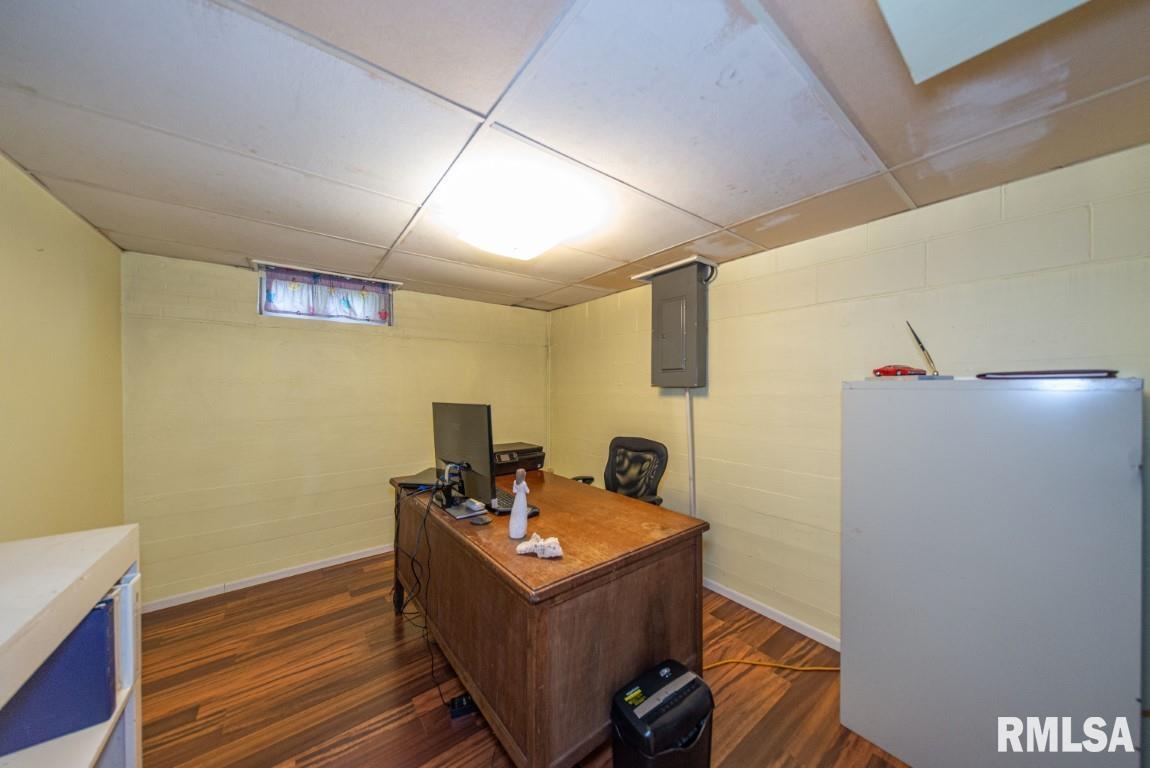 1712 Salem Road Mount Vernon, IL 62864 - Photo 23 of 32 Gallery Image 23
