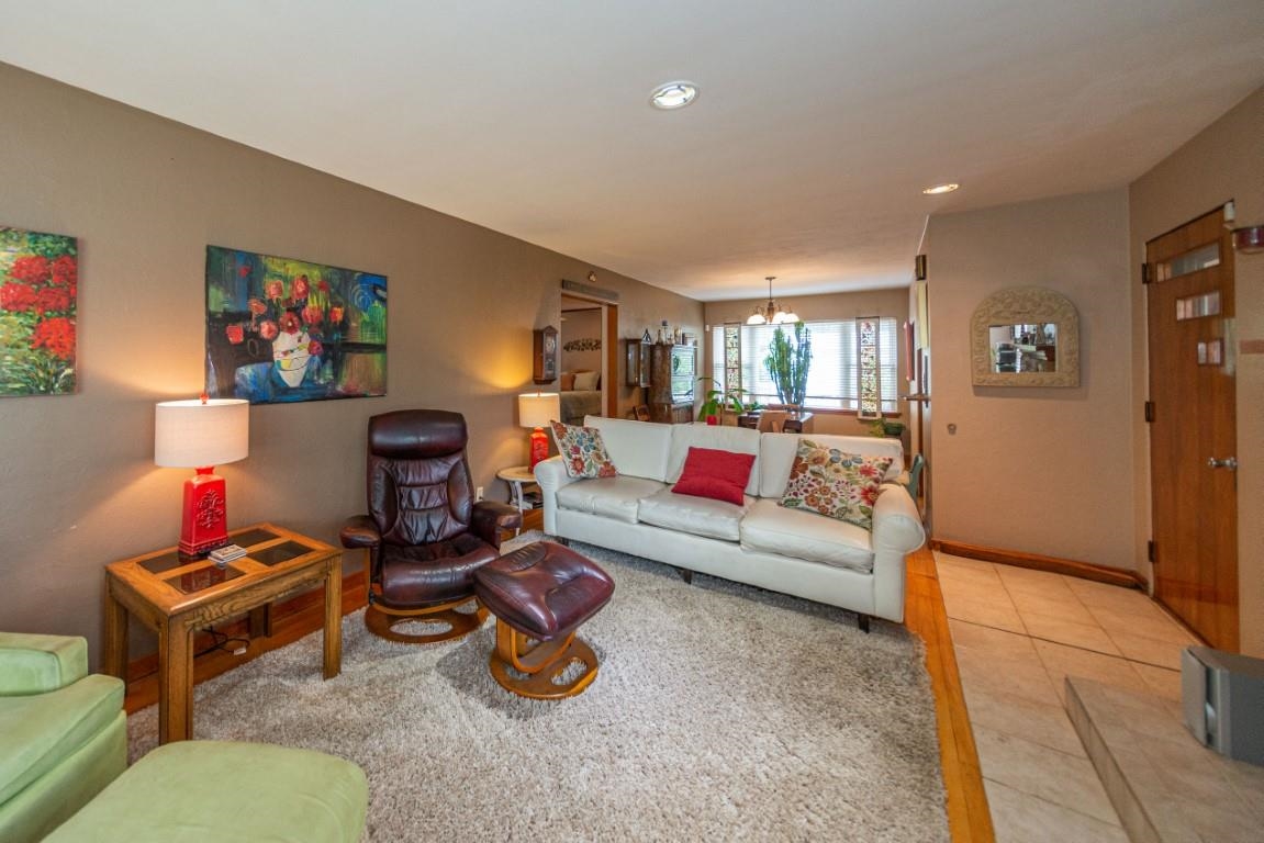 1712 Salem Road Mount Vernon, IL 62864 - Photo 6 of 32 Gallery Image 6