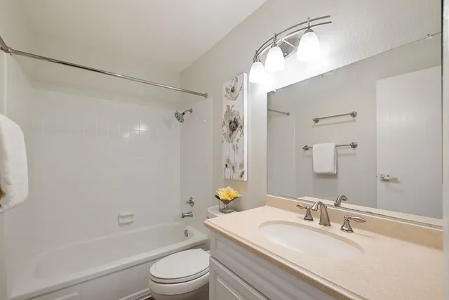 $670,000 | 302 Philip Drive, Unit 109, Daly City, CA 94015