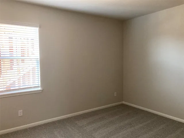 $2,400 | 22826 Ephesus Avenue, Tomball, TX 77377