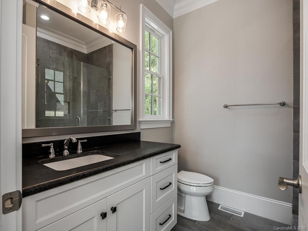 4329 Tottenham Road Charlotte, NC 28226 - Photo 27 of 42 Gallery Image 27