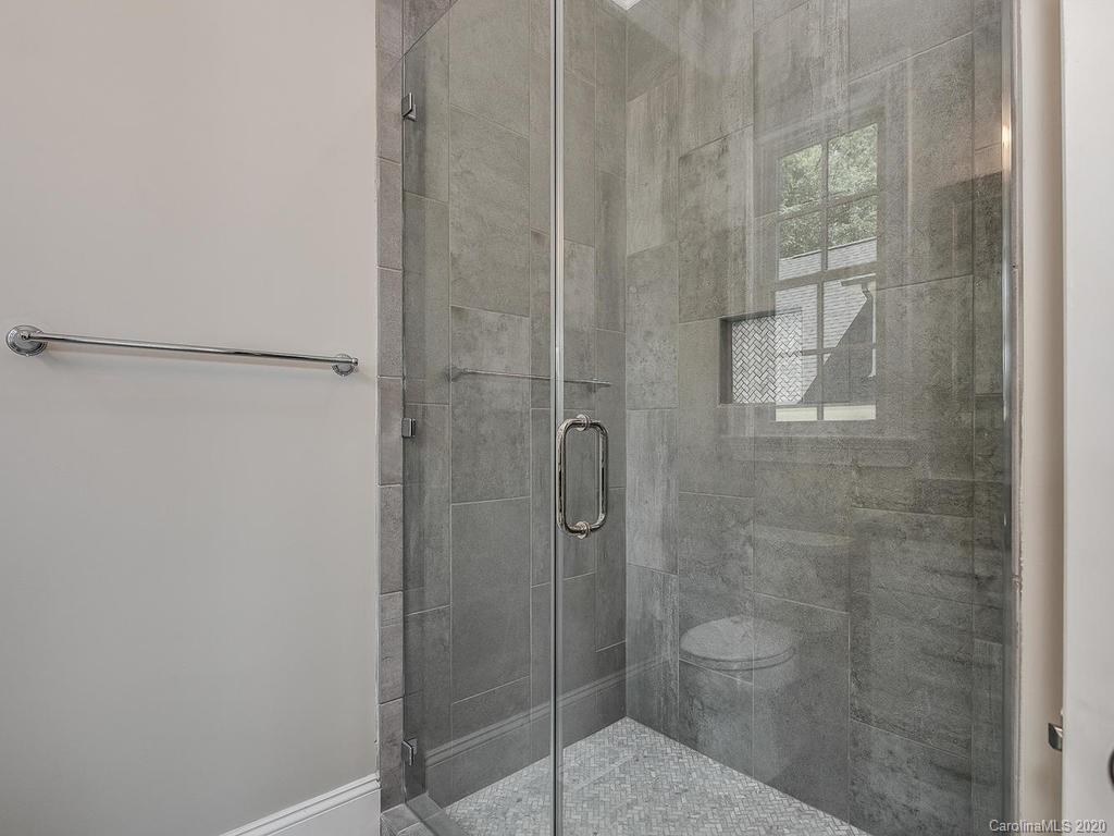 4329 Tottenham Road Charlotte, NC 28226 - Photo 28 of 42 Gallery Image 28
