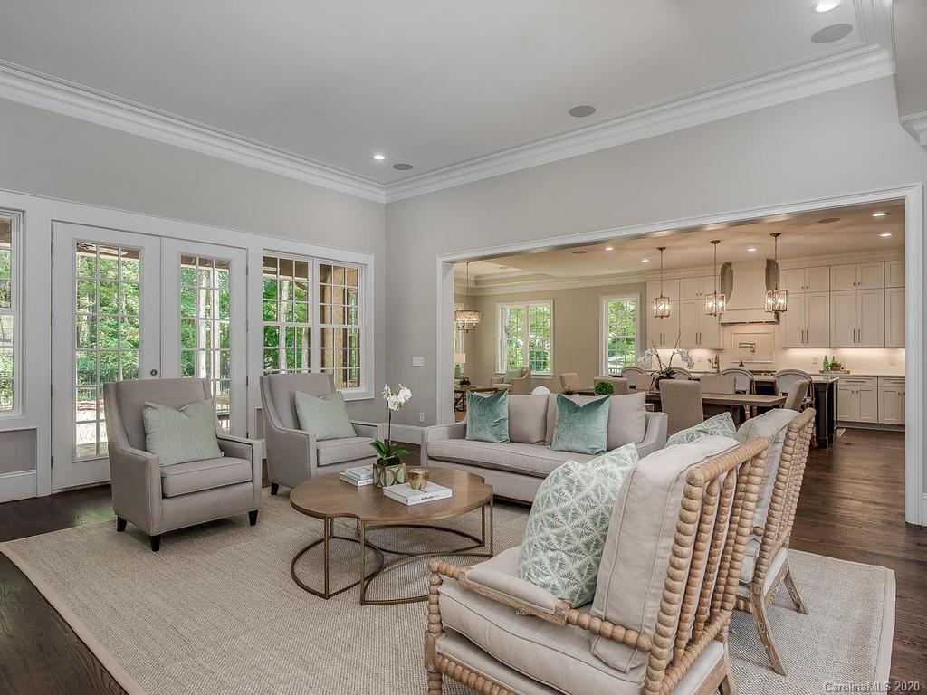 4329 Tottenham Road Charlotte, NC 28226 - Photo 6 of 42 Gallery Image 6
