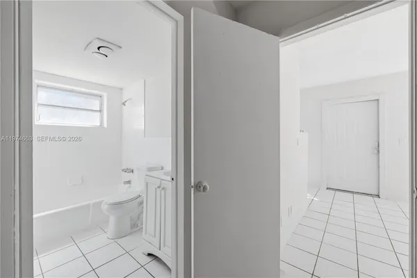 $1,495 | 400 Southeast 31st Street, Unit 4, Fort Lauderdale, FL 33316