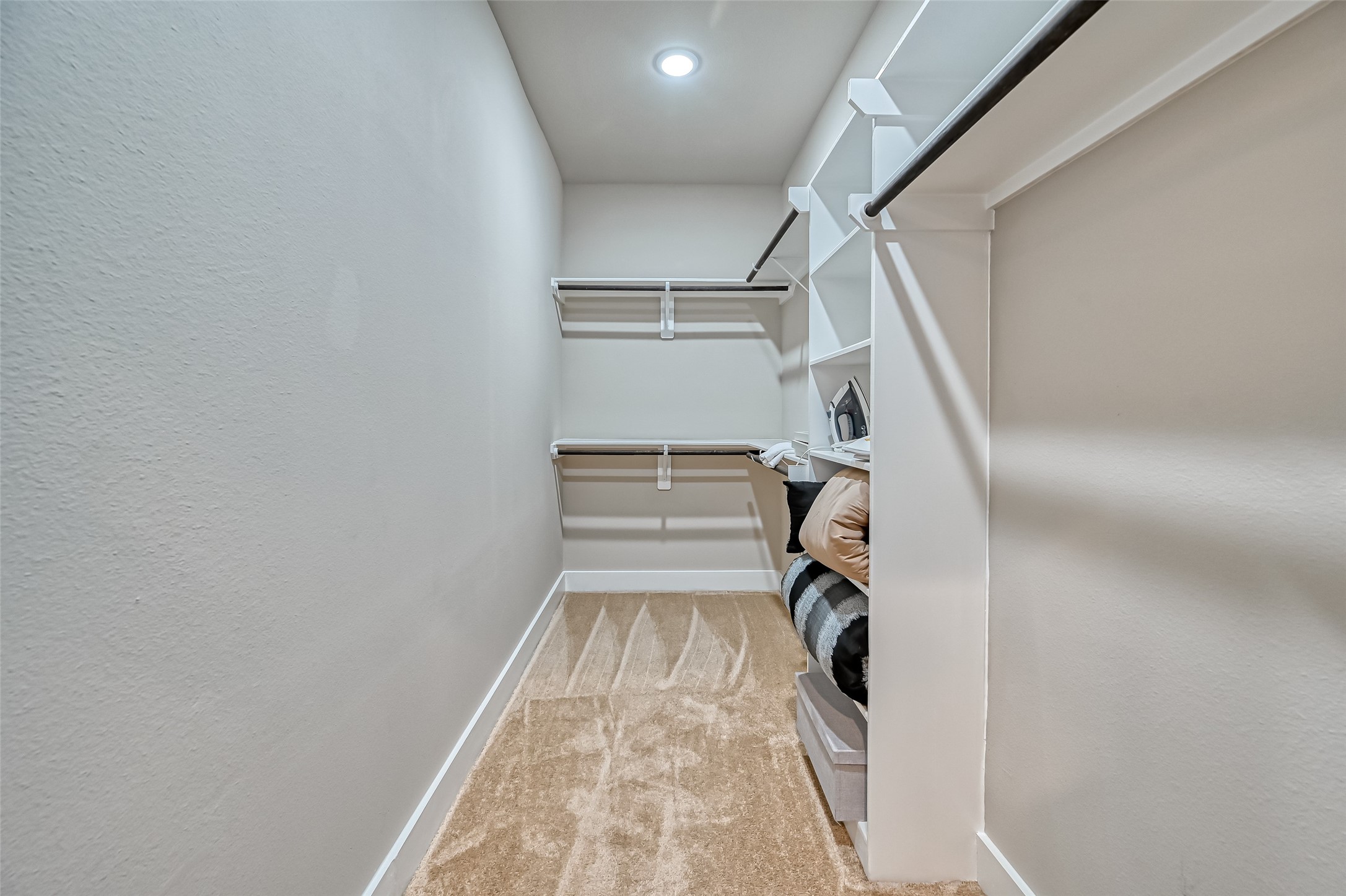 882 Fortune Street Houston, TX 77088 - Photo 5 of 18 a view of an empty room