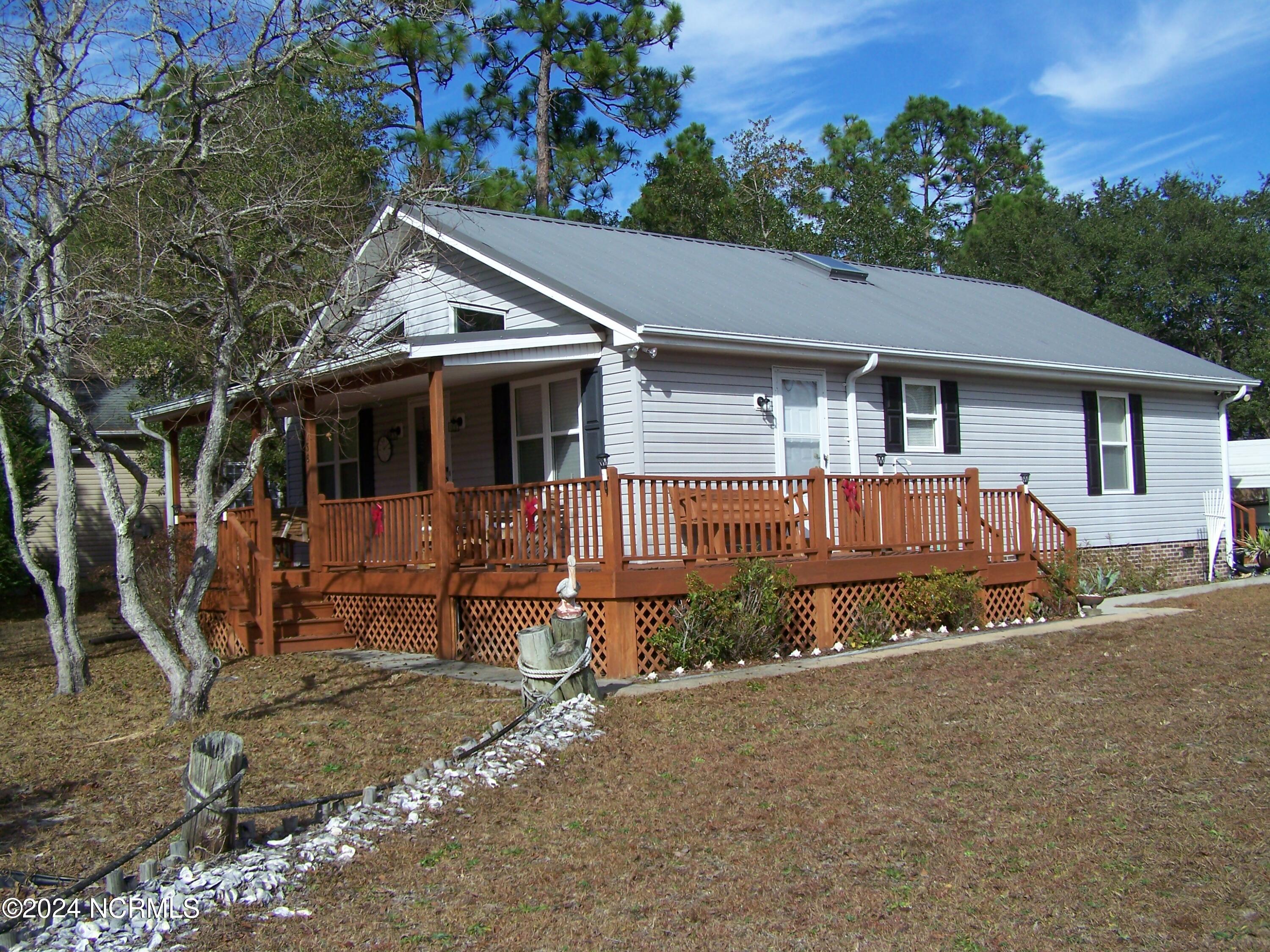 36 North Lake Drive Boiling Spring Lakes, NC 28461 - Photo 1 of 55 Front right of home