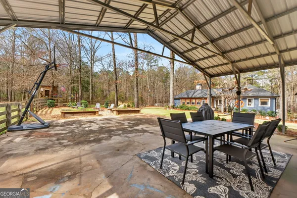 $585,000 | 7581 Old Zebulon Road, Molena, GA 30258