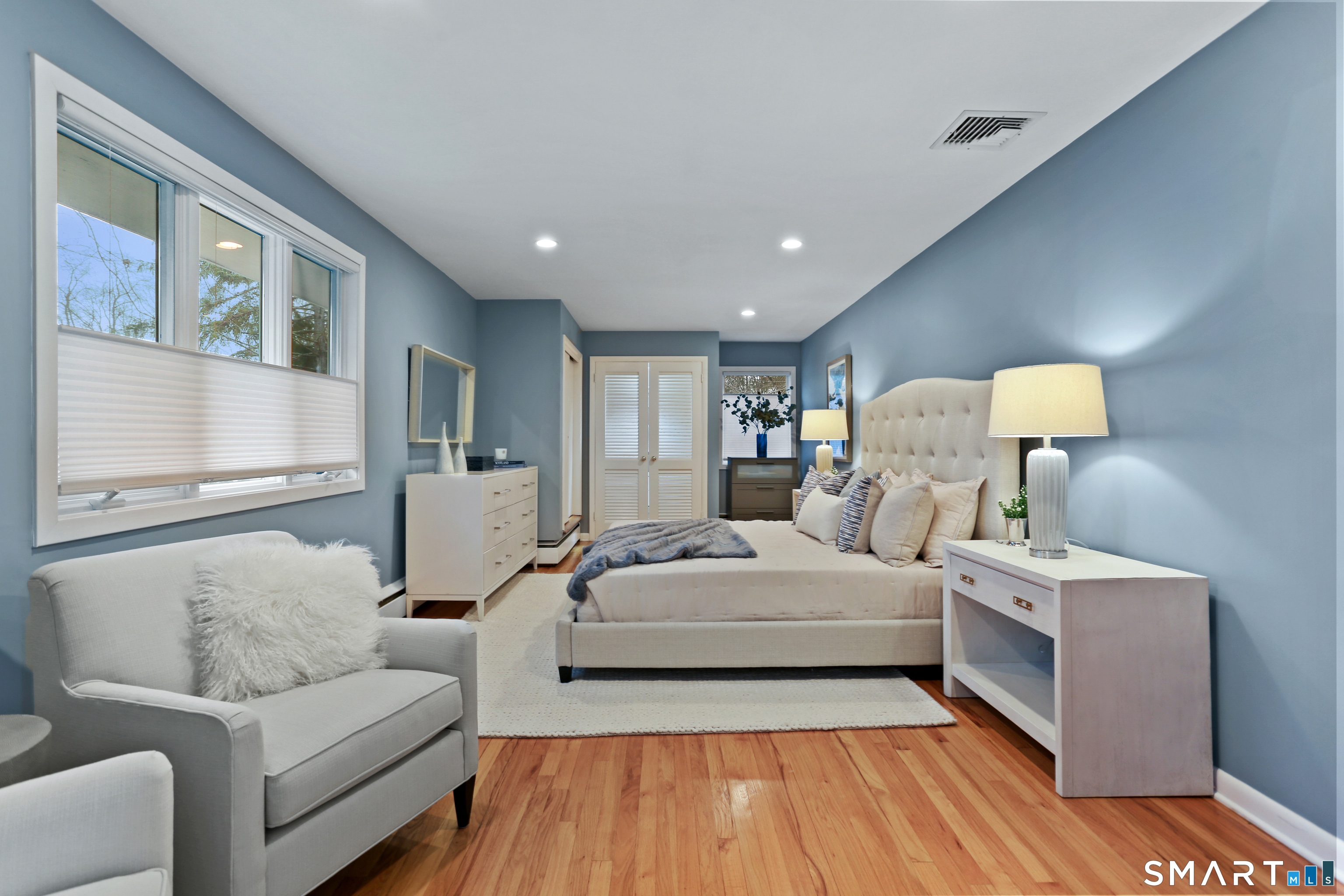 Sunlit space for daytime yet cozy for sleeping at night