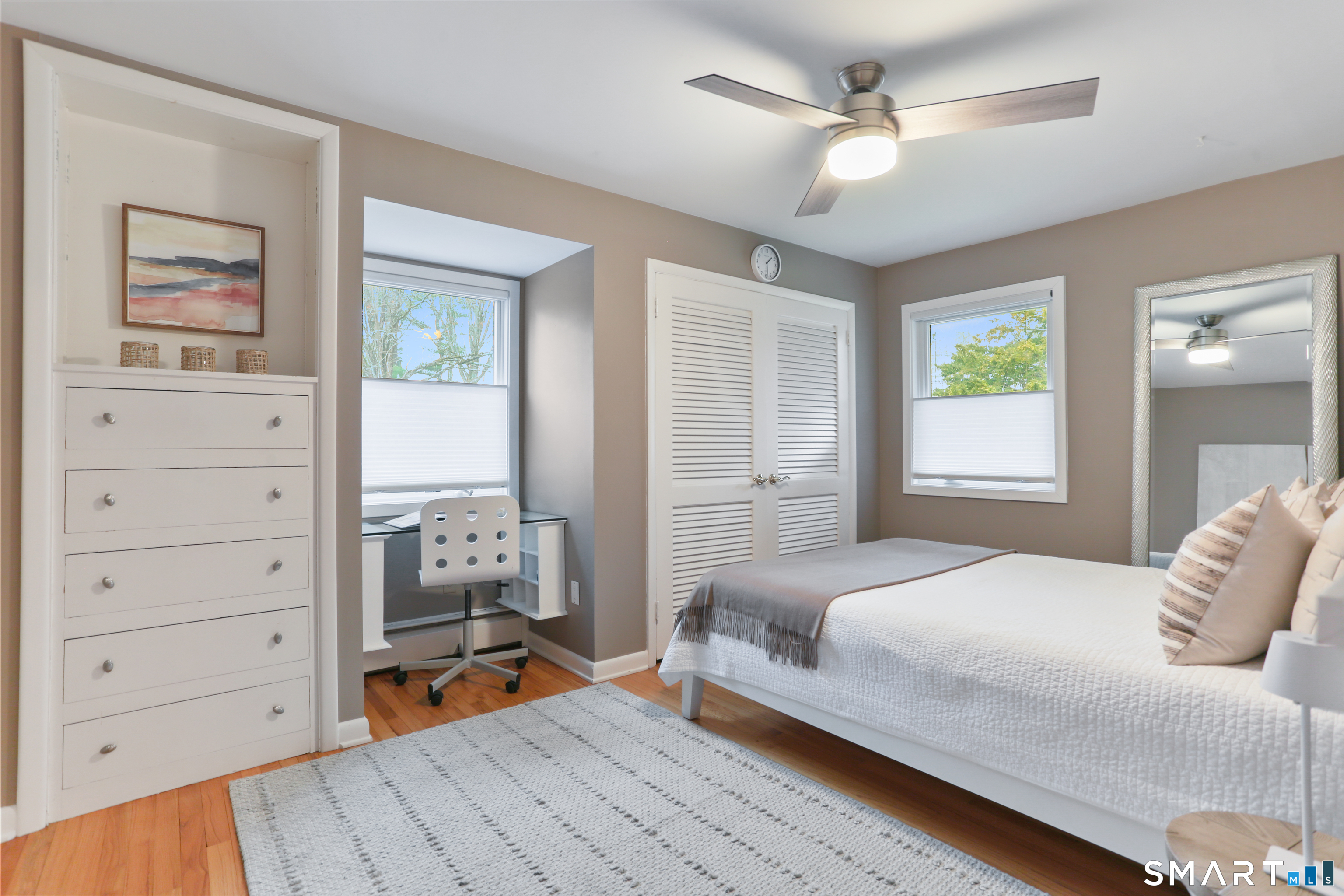 2 Rockyfield Road Westport, CT 06880 - Photo 5 of 40 Additional bedroom on upper level with built-ins