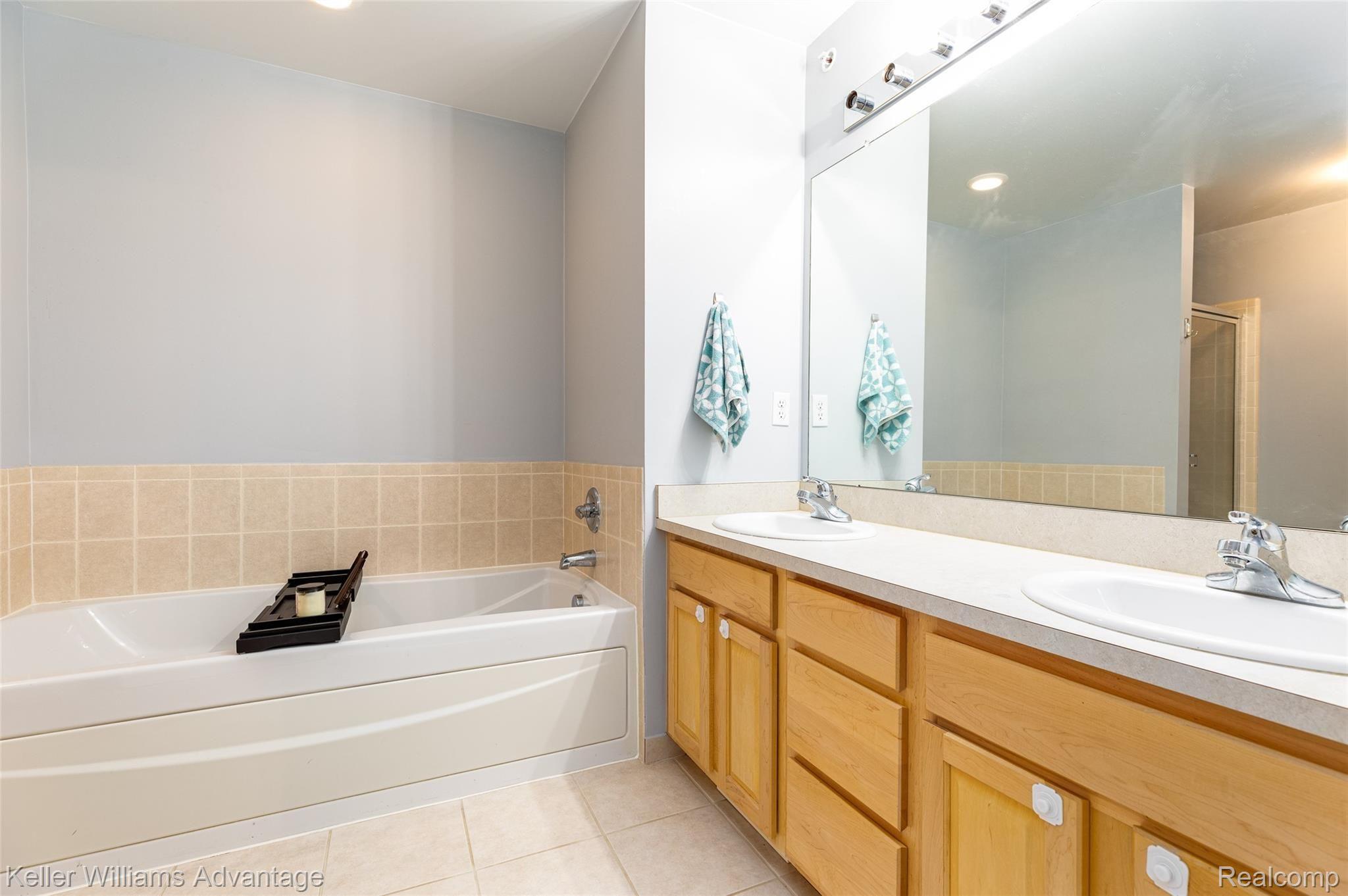 709 Cherry Orchard Road Canton, MI 48188 - Photo 13 of 16 32.MasterBathroom