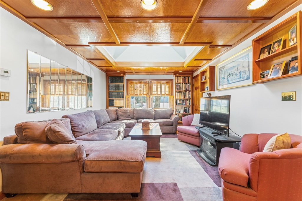 6 Ramsdell Avenue, Unit 4 Boston, MA 02131 - Photo 9 of 30 Gallery Image 9