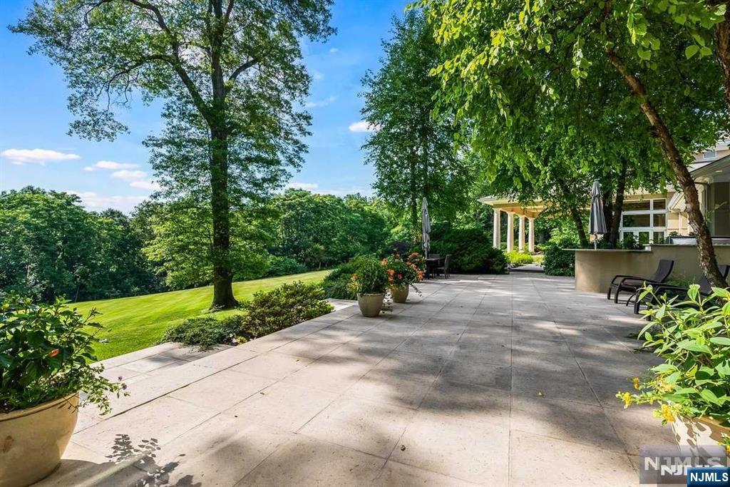 125 Chestnut Ridge Road Saddle River, NJ 07458 - Photo 46 of 49 Gallery Image 46