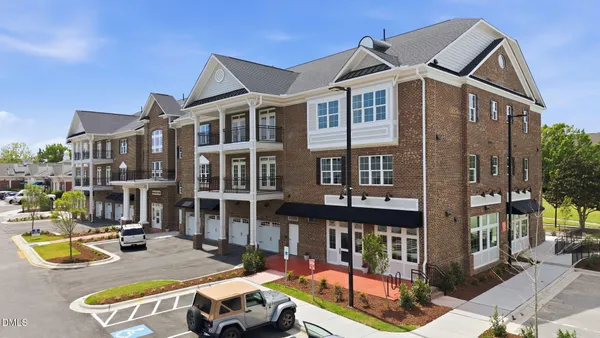 $750,000 | 1600 Gathering Park Circle, Unit 304, Cary, NC 27519