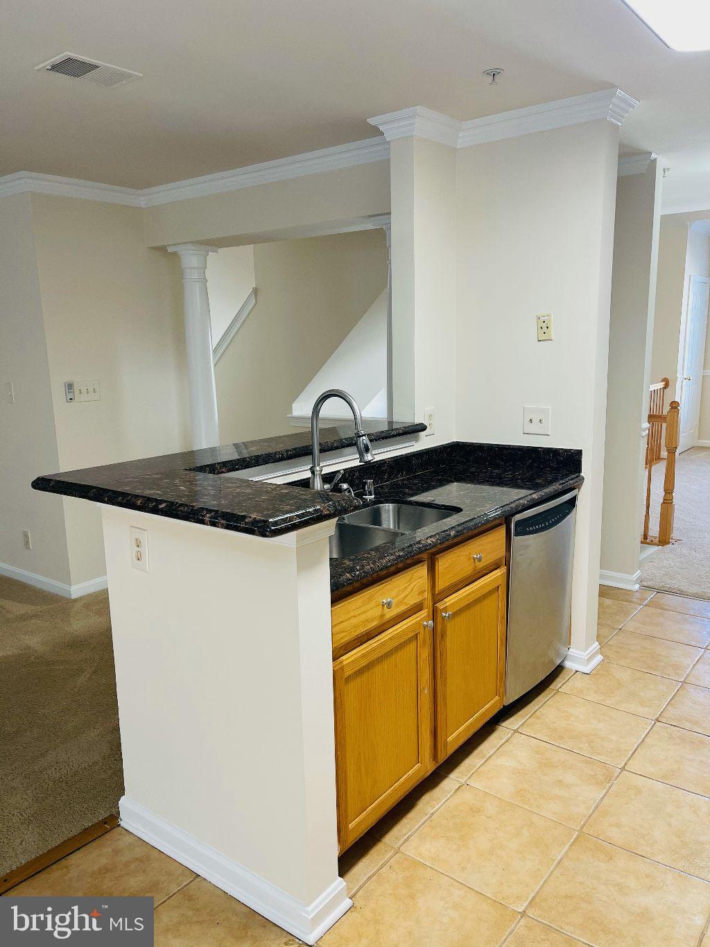 1609 Monarch Birch Way Bowie, MD 20721 - Photo 9 of 10 Kitchen peninsula with dishwasher