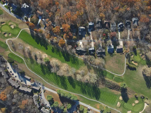 $329,900 | 9417 South Harbour Pointe Drive, Bloomington, IN 47401