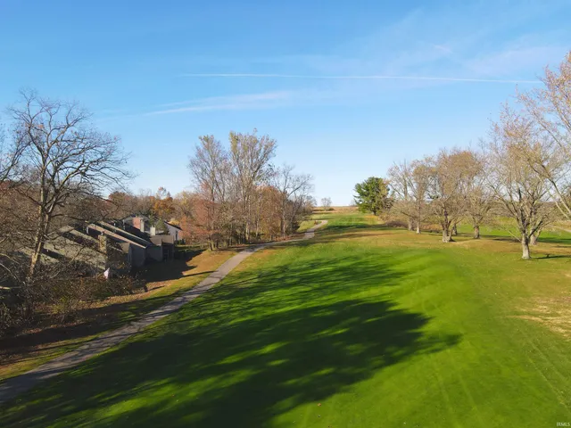 $329,900 | 9417 South Harbour Pointe Drive, Bloomington, IN 47401