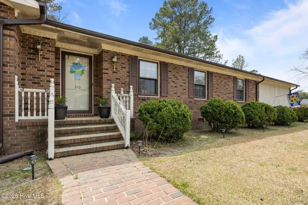 $179,000 | 310 West 17th Street, Scotland Neck, NC 27874