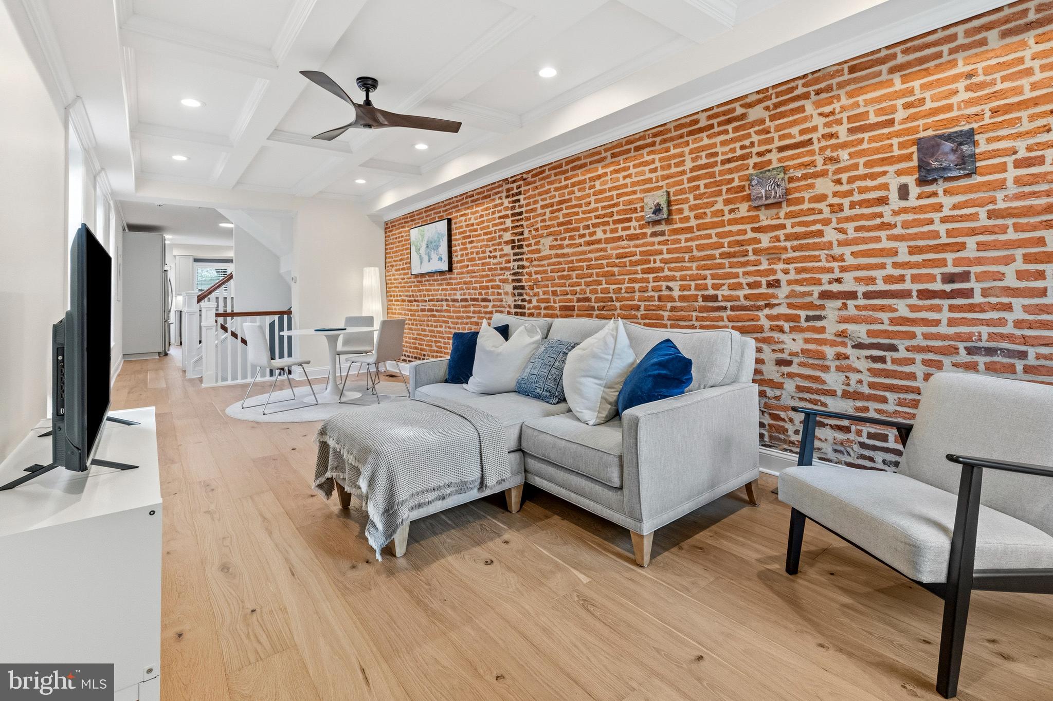 1452 Boyle Street Baltimore, MD 21230 - Photo 4 of 42