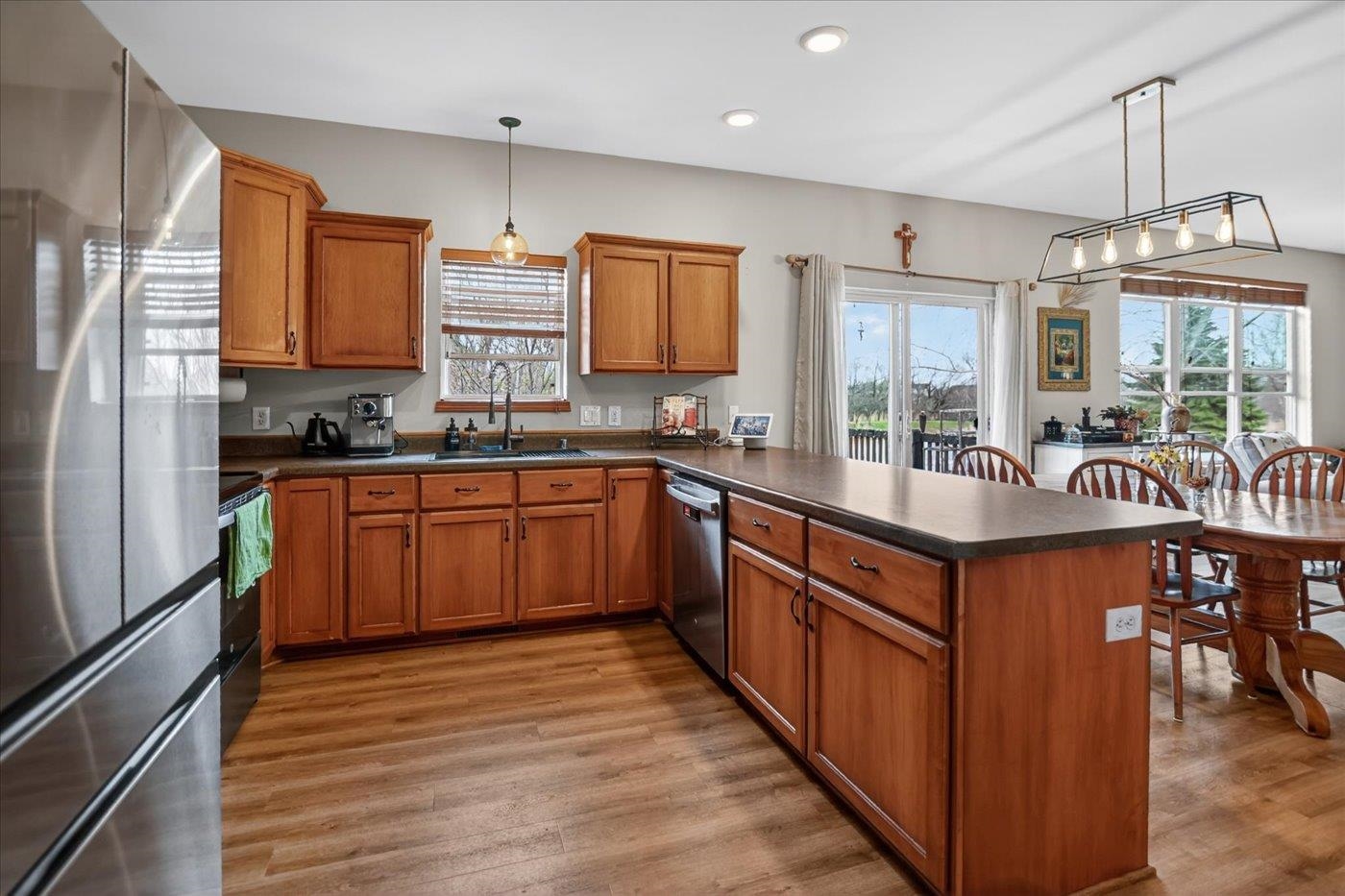 2674 Sweet Sparrow Place Sun Prairie, WI 53590 - Photo 14 of 58