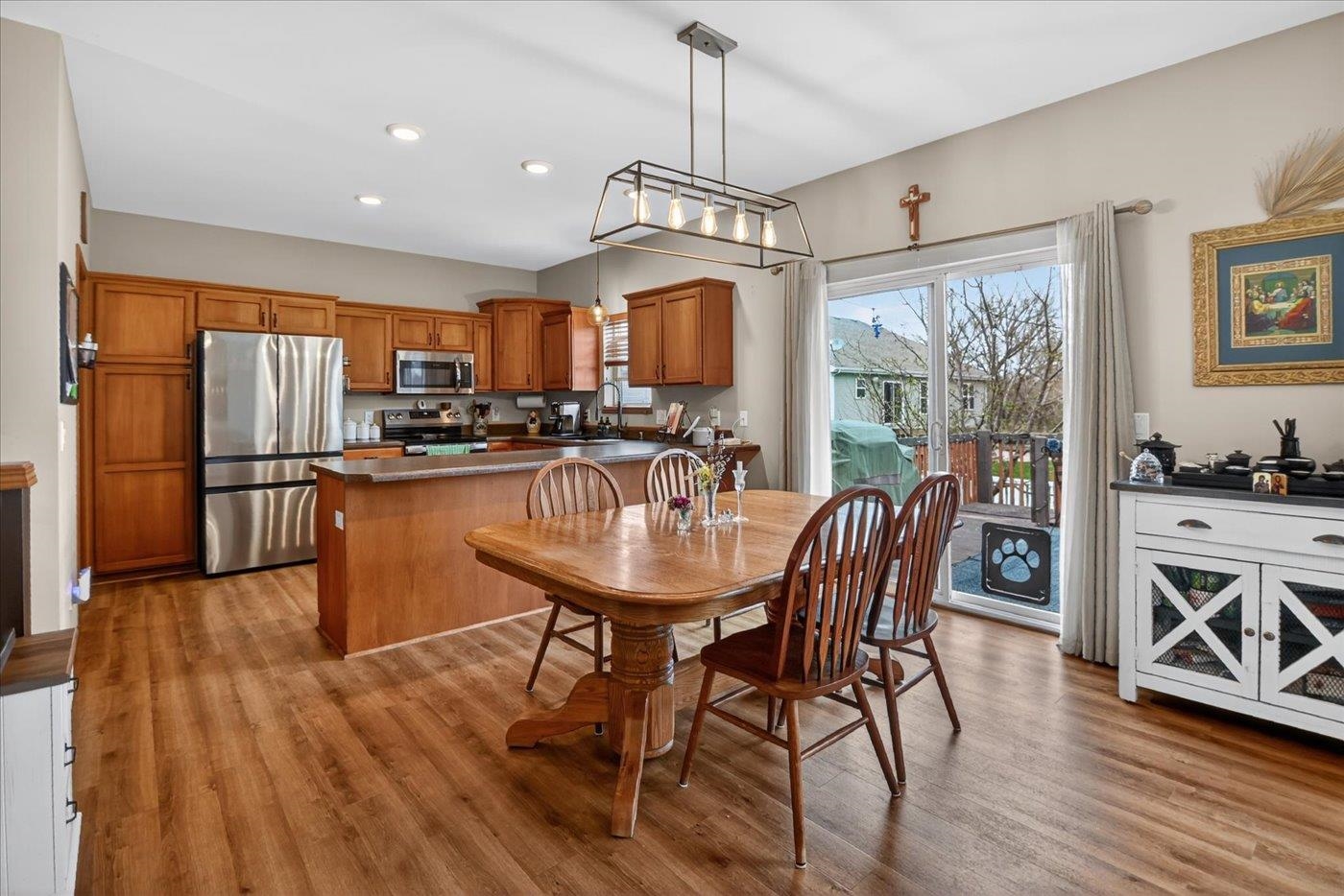 2674 Sweet Sparrow Place Sun Prairie, WI 53590 - Photo 20 of 58