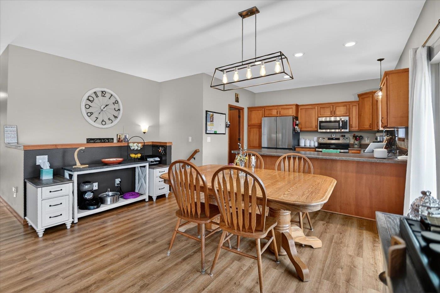 2674 Sweet Sparrow Place Sun Prairie, WI 53590 - Photo 23 of 58