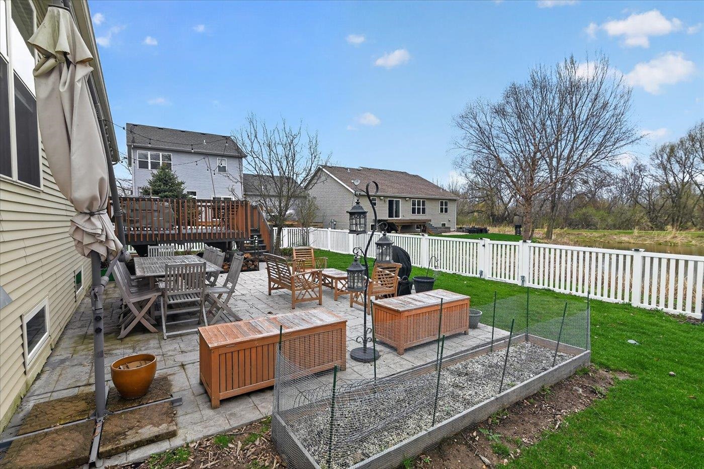 2674 Sweet Sparrow Place Sun Prairie, WI 53590 - Photo 8 of 58