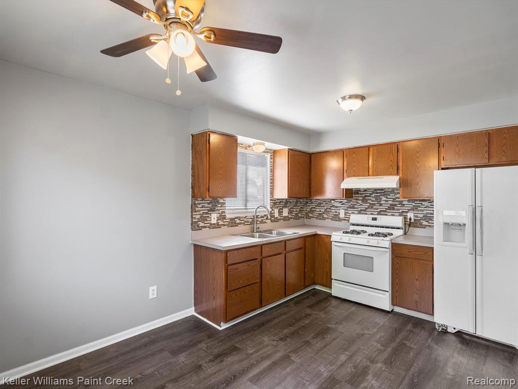 7450 Gerald Avenue Warren, MI 48092 - Photo 7 of 15