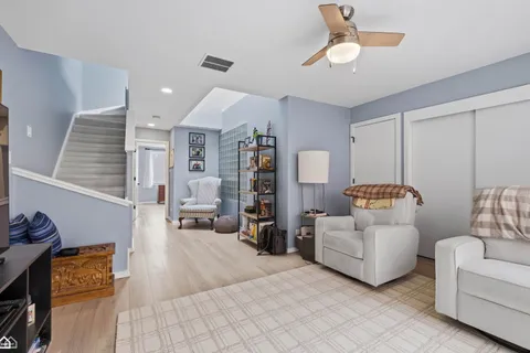 $1,175,000 | 1616 North Hudson Avenue, Unit 5, Chicago, IL 60614
