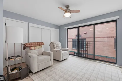 $1,175,000 | 1616 North Hudson Avenue, Unit 5, Chicago, IL 60614