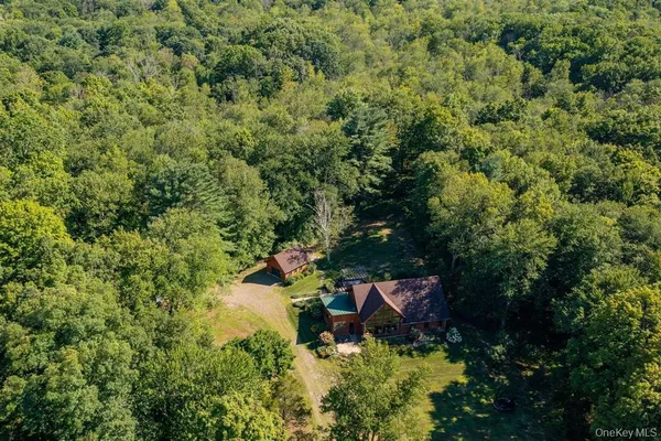 $8,000 | 195 Vlei Road, Rhinebeck, NY 12572