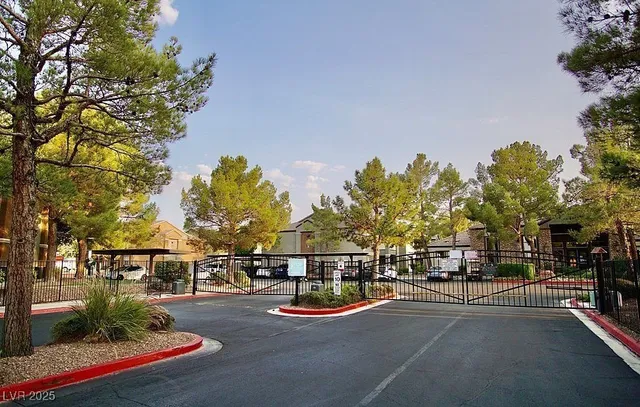 $1,450 | 555 East Silverado Ranch Boulevard, Unit 1100, Las Vegas, NV 89183