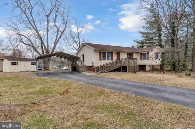 $550,000 | 1319 Bucks Lane, Lusby, MD 20657