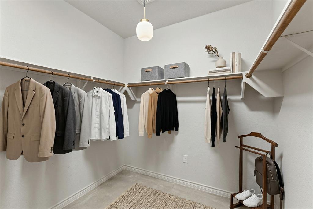 1916 Signal Ridge Place Rockwall, TX 75032 - Photo 15 of 32 Virtually staged View of walk in closet