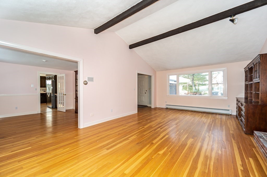 124 Everett Street Natick, MA 01760 - Photo 7 of 33