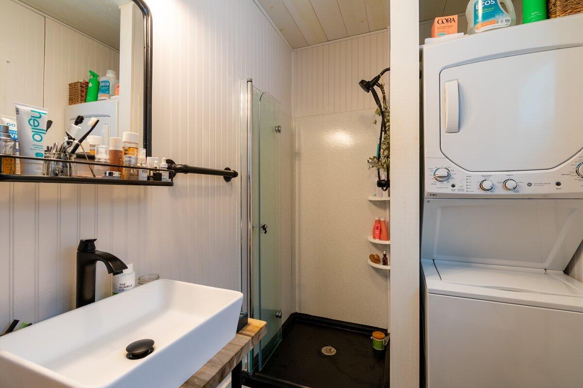 7 Flanders Road Northport, ME 04849 - Photo 17 of 23 7 Flanders-14