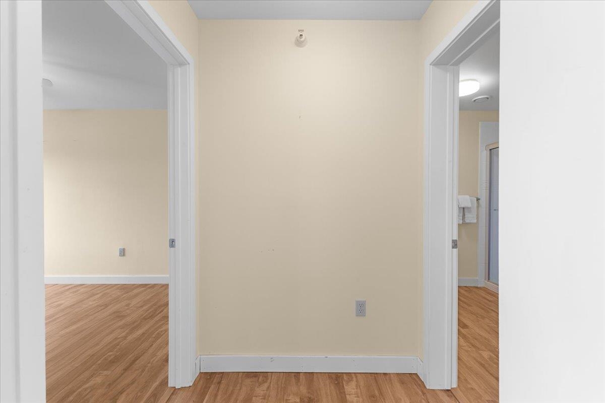 409 Farrell Street, Unit 203 South Burlington, VT 05403 - Photo 14 of 28