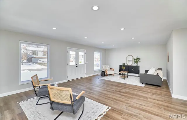 $340,000 | 17 Christine Drive, St. Peters, MO 63376