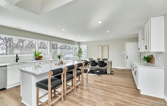 $340,000 | 17 Christine Drive, St. Peters, MO 63376