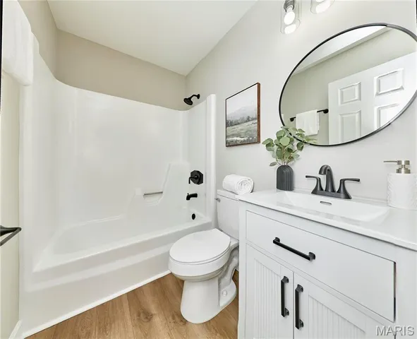 $340,000 | 17 Christine Drive, St. Peters, MO 63376