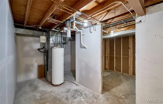 $340,000 | 17 Christine Drive, St. Peters, MO 63376