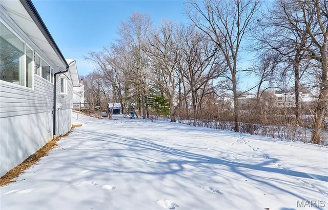 $340,000 | 17 Christine Drive, St. Peters, MO 63376