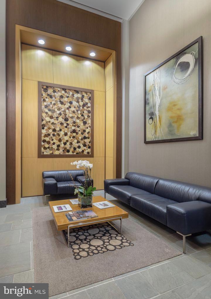 1425 Locust Street, Unit 23B Philadelphia, PA 19102 - Photo 20 of 26