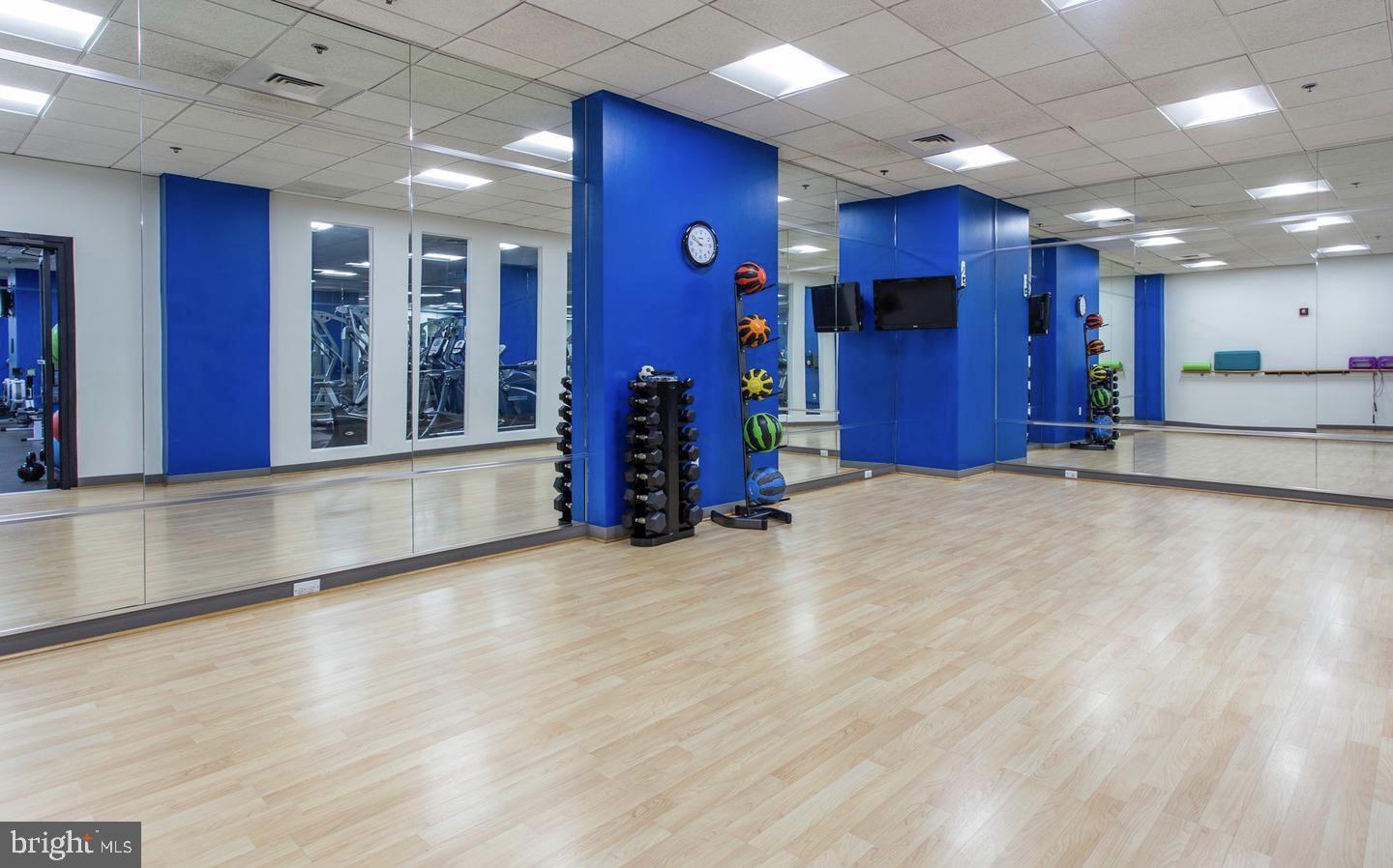 1425 Locust Street, Unit 23B Philadelphia, PA 19102 - Photo 25 of 26